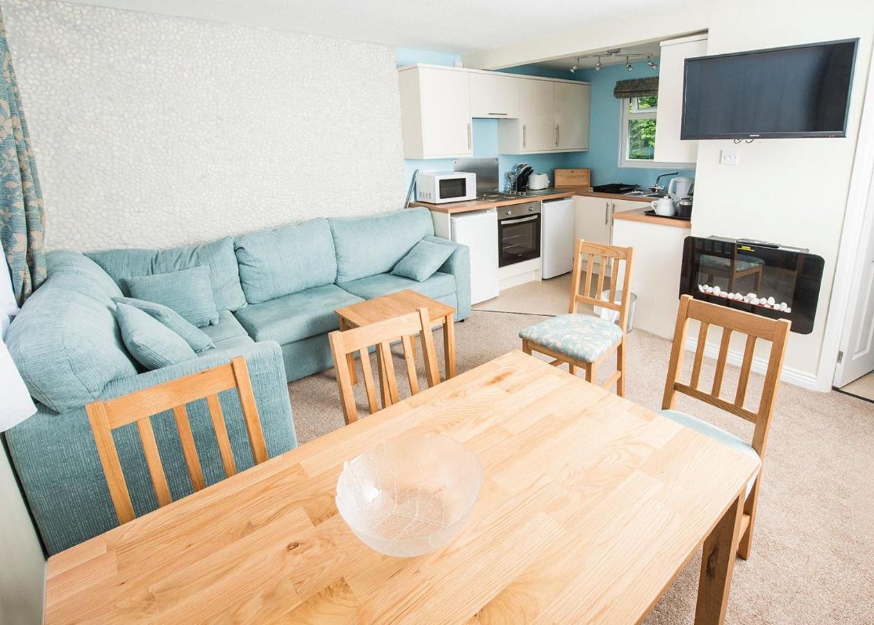 Sandaway Beach Holiday Park Combe Martin Exterior foto