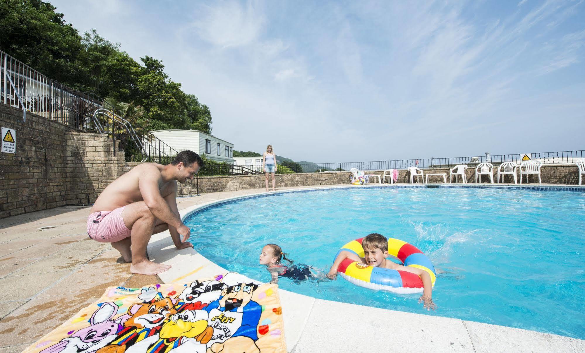 Sandaway Beach Holiday Park Combe Martin Exterior foto